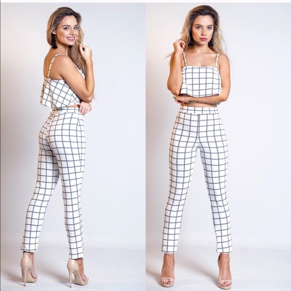 ❗️SALE❗️Xenia Ivory Check Box 2 Piece Set - Picture 2 of 4